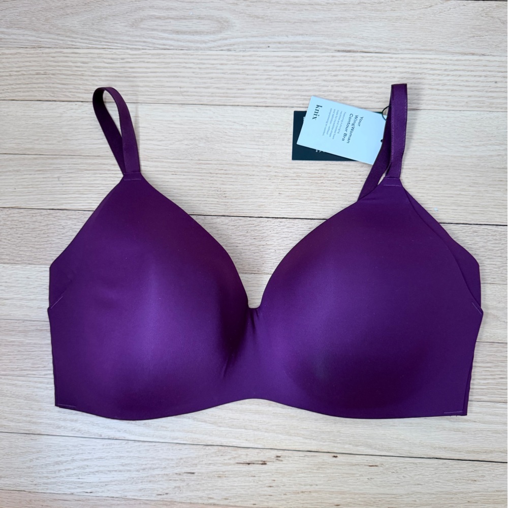 NWT KNIX WingWoman Contour Bra SIZE 8 in berry Wireless t-shirt bra